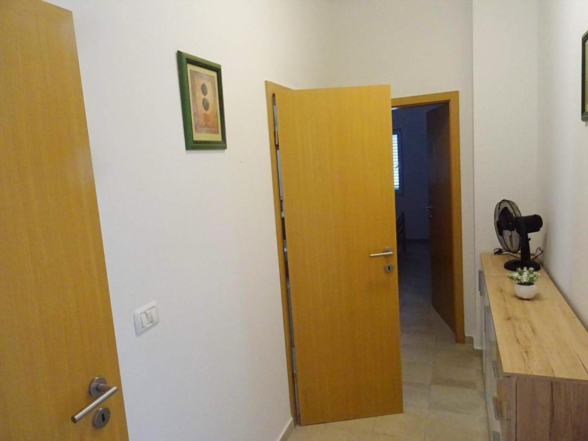 Vila Maria Nin Εξωτερικό φωτογραφία